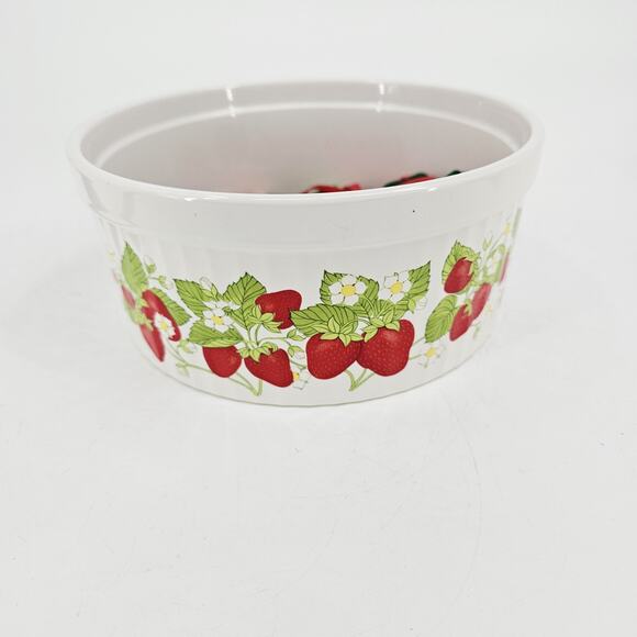 Vintage Action Strawberry Bakeware Stoneware Ramekin Bowl Dish 8" Japan - Picture 6 of 11